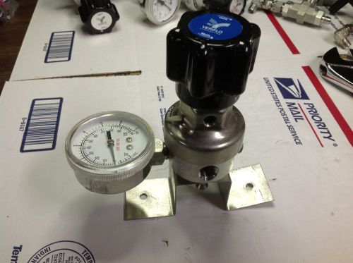 Veriflow Gas Regulator Max inlet 3000 psi pn 41300421 model IR401S-4PB  V1-4