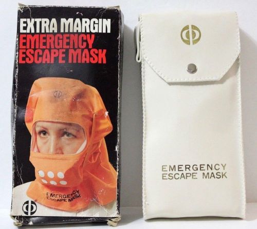 Vintage 1981 Extra Margin Emergency Escape Mask With Pouch Japan