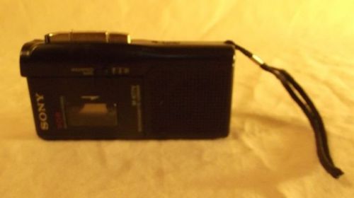 Sony M-677V Handheld MicroCassette VOR 2-Speed Voice Recorder