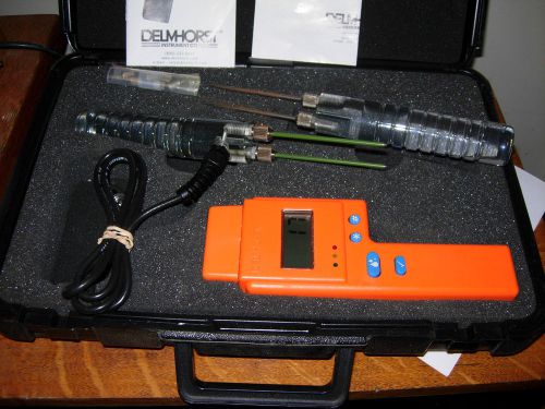 DELMHORST INSTRUMENT CO. BD-2100 WOOD MOISTURE TESTER WORKING IN BOX WITH MANUAL