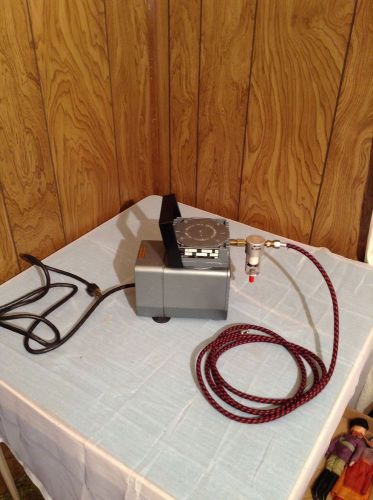 Gast doa-111 vacuum diaphragm pump 115 volts 60 hz for sale