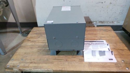 Dayton 5kVA 120/240V Steel Wall Mounting Transformer