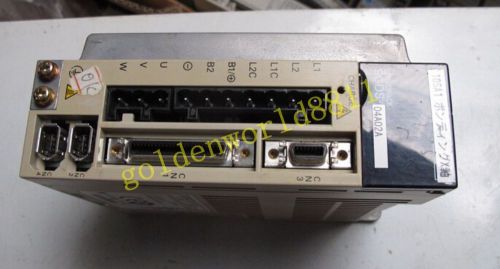Yaskawa servo driver SGDS-04A02A good in condition for industry use
