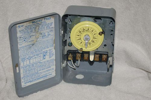 Timer Intermatic Model T103 24 Hour Dial Time Switch, DPST 40A/1000VA 125VAC M39