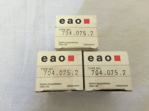 NEW EAO 704.075.2 V7 SWITCH ACTUATOR D411992