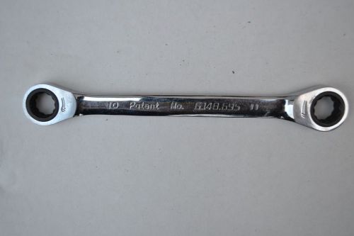 Husky 10 mm. x 11 mm. Double Box Ratcheting Combination Wrench metric size