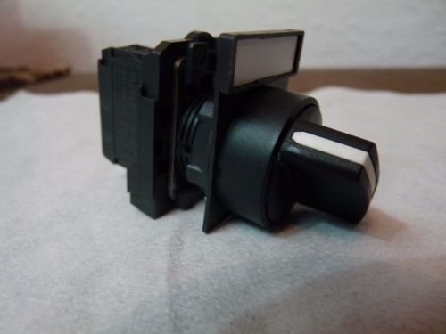 SCHNEIDER ELECTRIC 2 POSITION SELECTOR SWITCH W/ ZBE-101