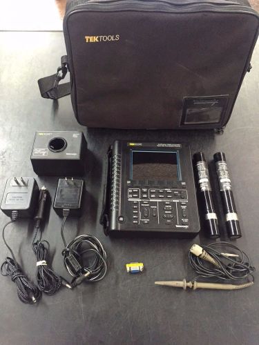 Tektronix TEKScope THS720 STD Oscilloscope TekScope W/2 Batt &amp; 1 Probe