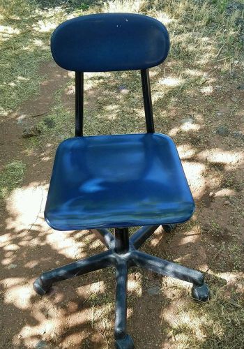 Rolling Spinning Chair Blue Garage,Shop,Office or Dorm Room!!