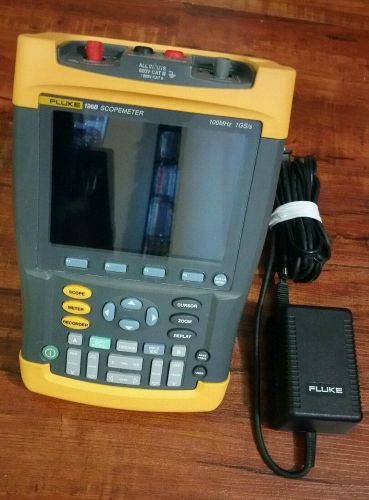 Fluke 196B ScopeMeter 1GS/s Dual-Input 100MHz HandHeld Oscilloscope Portable