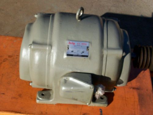 AC Motor Sterling 3 Phase, 2 Speed, 480 Volt, 1800/900 RPM 7 1/2, 3 3/4 HP