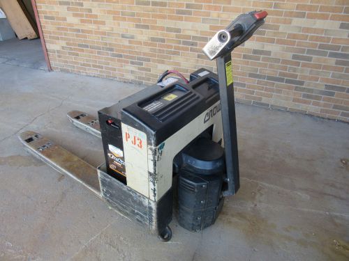 Crown 40gpw-4-14 pallet jack truck 4,000 lbs lift 24 volts w/charger vgc!!! for sale