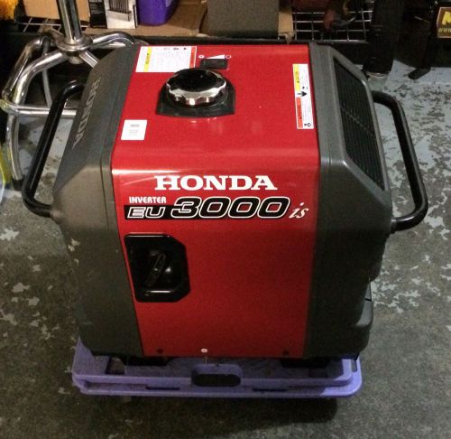Honda eu3000is portable inverter generator electric start for sale