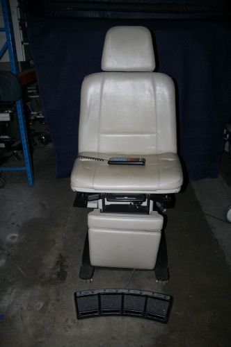 Midmark 411 Programmable Procedure Table/ Exam Chair