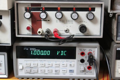 Analogic AN-3100 0 to +/-11.111 Volts precision secondary DC voltage standard