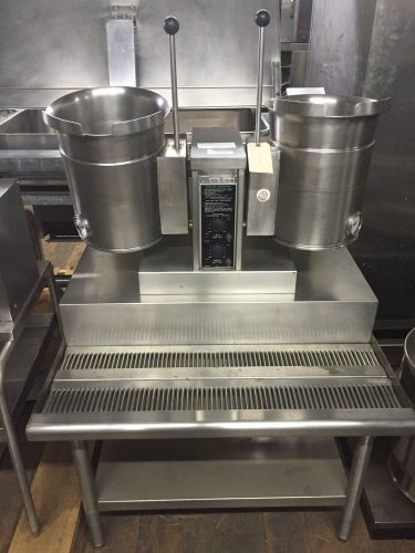 Used restaurant equip -steam dual 3 gallon jacketed kettle with hd stand for sale