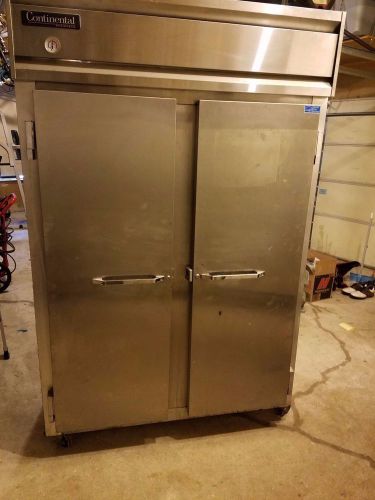 Continental 2FESAPT Commercial Refrigerator