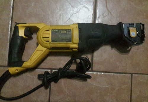 Dewalt DWE305 Corded Reciprocating Saw