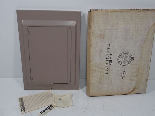 NEW OLD STOCK CUTLER HAMMER BREAKER BOX PANELBOARD COVER CH7C-S SURFACE