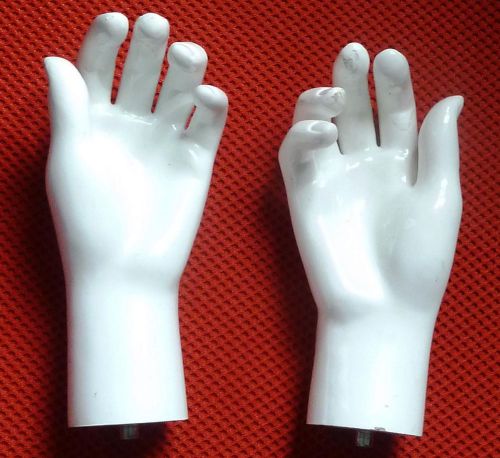 Pair Of White Right And Left Mannequin Hands Set