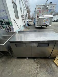 TRUE TWT-67-HC-SPEC1 67&#034; WORKTOP REFRIGERATOR Need Freon