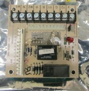 YORK LUXAIRE COLEMAN 031 00880 006 CONTROL BOARD SOURCE-1 03100880006