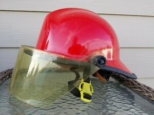 Vintage! Cairns &amp; Brother Inc, 662C METRO II Red FIREFIGHTER HELMET w/Shield