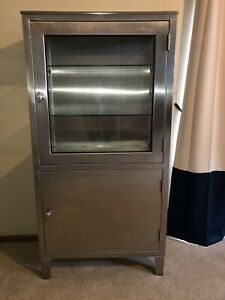 STAINLESS STEEL MEDICAL CABINET 5&#039; X 30&#034; X 16.5&#034;