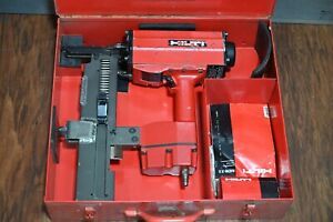 Hilti R4DWX-S Pheumatic Steel Tagging Nailer Air Operated with Metal Case