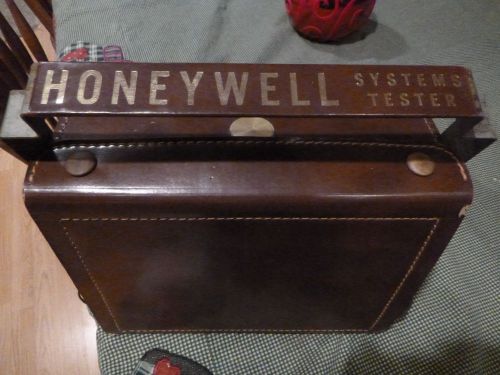 OLD RARE VINTAGE HONEYWELL SYSTEM TESTER W720B-1011 VOLTAGE CURRENT MILLIAMPS