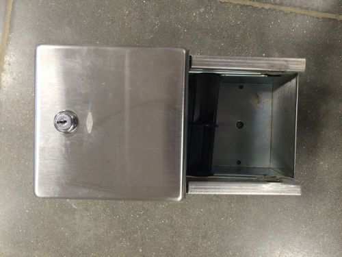 Bobrick Toilet Paper Dispenser New Stainless Steel SS
