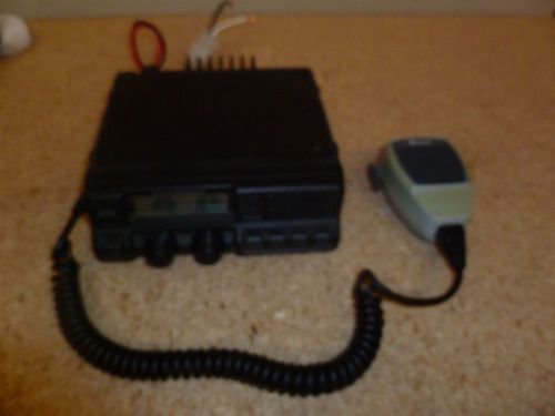 Working Vertex VX-4000V 136-174 MHz VHF Two Way Radio with Hand Mic