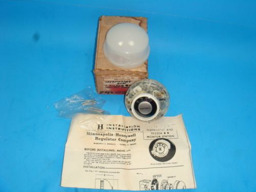 New honewyell t7018c 1046 thermostat, new for sale
