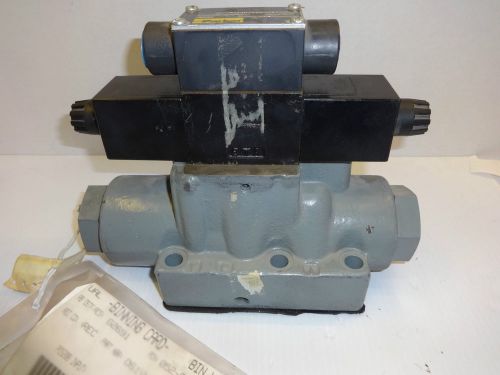 PARKER VALVE D1VW4CKF 59 3000 PSI Max DIRECTIONAL CONTROL Hydraulic