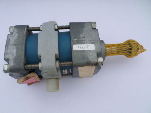 Wabco westinghouse 002 max 10 bar 521 215 601 0  new cylinder stock# 1103 for sale