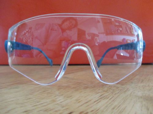 ONE PAIR  CLEAR LENS SAFETY FLEXIBLE GLASSES FIT ALL