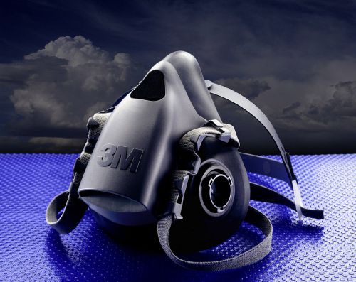 3M™ Rugged Comfort Quick Latch Half Facepiece Reusable Respirator 6503QL / 49492