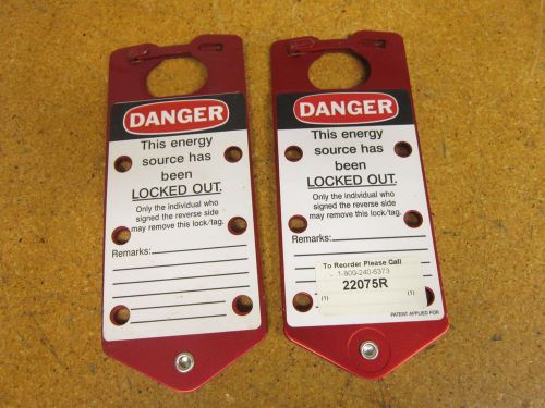 BRADY SIGNMARK 65960 Red Labeled Lockout Hasp DANGER DO NOT OPERATE (Lot of 2)