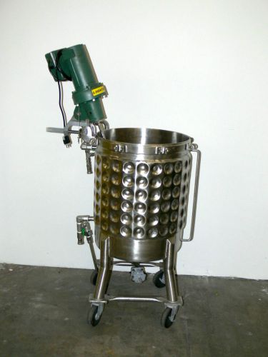 200 LITER STAINLESS STEEL DIMPLE JACKETED MIXING KETTLE - PORTABLE MIXING TANK