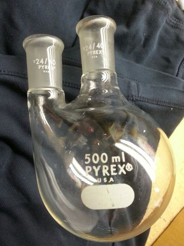 two neck flask PYREX BRAND ST 24/40 500 mL lab glass apothecary reaction 2