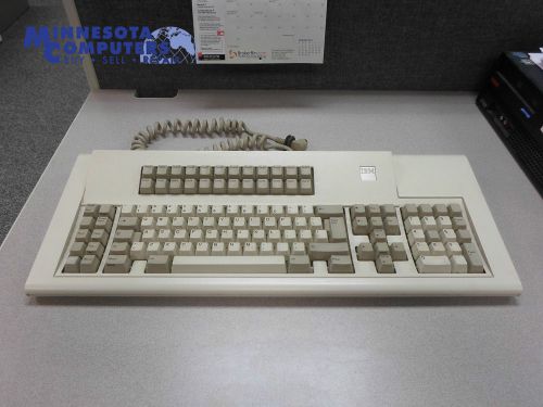 IBM 1390572 Vintage Computer Keyboard Model M White With 5 Pin Connector