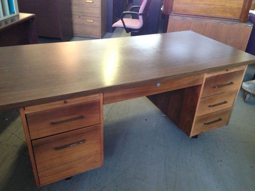***OLD STYLE WOOD DESK w/ LAMINATE TOP***