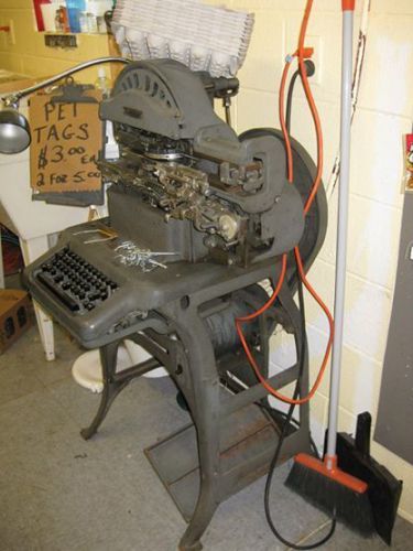 GRAPHOTYPE 6381 ADDRESSOGRAPH - RARE AND RUNNING! WWII DOG TAG MAKING MACHINE!!