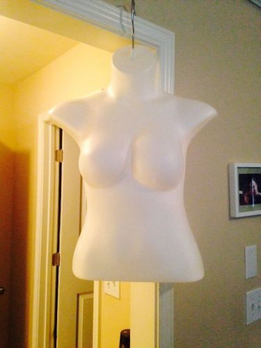 Women&#039;s Clothing Hanging Manequin
