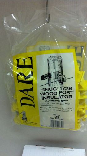 Dare - Snug 1728 - Electric Fence Insulators - For Wooden Posts - 25pk.