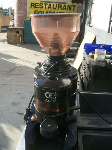 COFFEE GRINDER, DISIGNER, 115 VOLTS, MULTI SETTINGS, NICE, 900 ITEMS ON E BAY