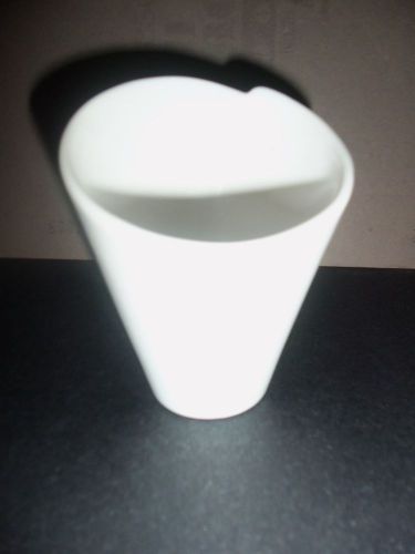 Beautiful &#034;rovel&#034; porcelain (cone shaped) or for french fries cup ~ great! for sale