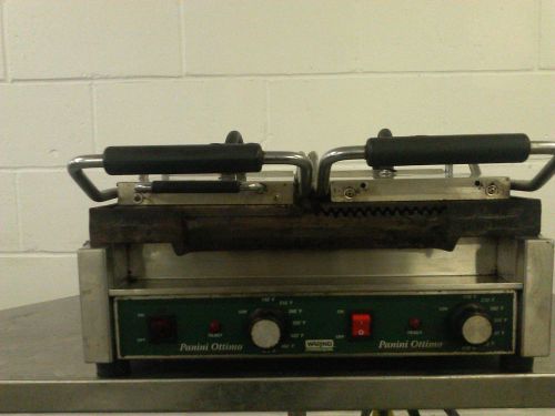 Waring WDG300 Panini Grill One Side Flat Other Side Grooved Electric