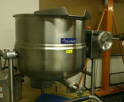 Cleveland KDL40T 40-Gallon Tilting Direct Steam Kettle