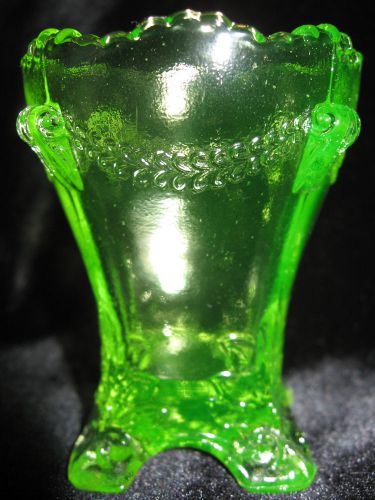 Green Vaseline uranium glass toothpick / match holder swag with brackets pattern